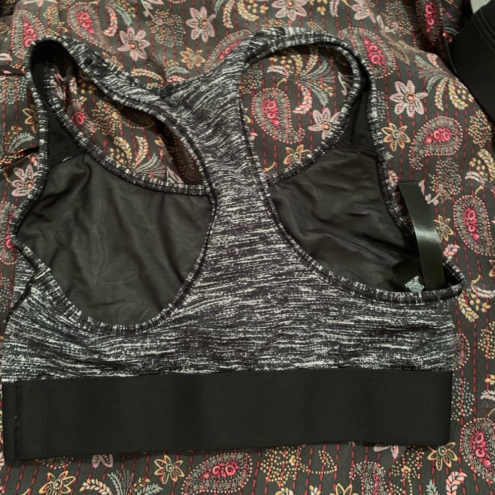 Victoria Secret Sports Bra Size XS